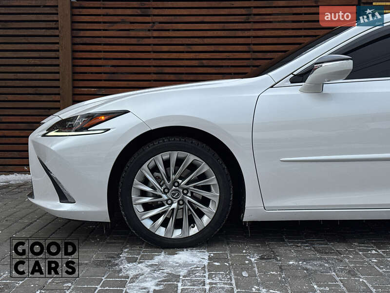 Седан Lexus ES 2020 в Одессе