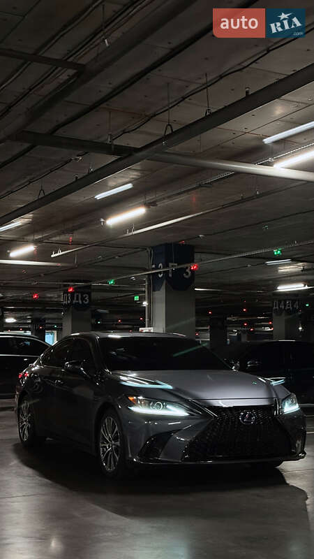 Седан Lexus ES 2019 в Харькове фото 24 Седан Lexus ES 2019 в Харькове