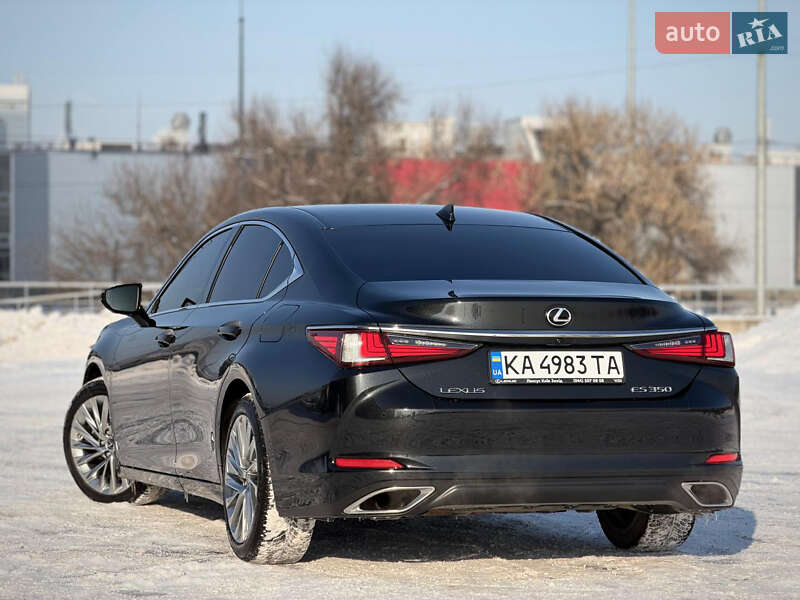 Седан Lexus ES 2022 в Києві