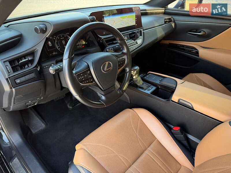 Седан Lexus ES 2022 в Києві