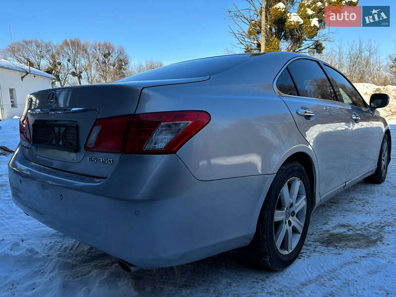 Седан Lexus ES 2008 в Львове