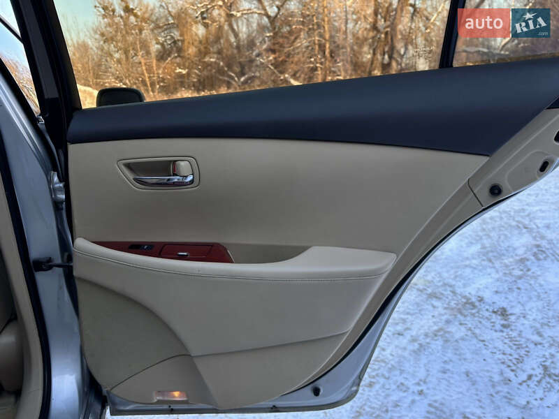 Седан Lexus ES 2008 в Львове