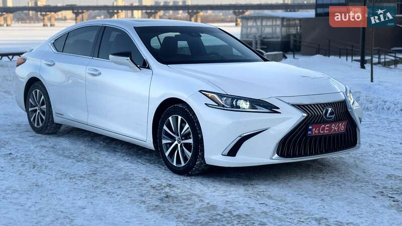 Седан Lexus ES 2021 в Києві