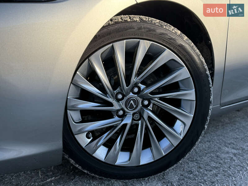Седан Lexus ES 2021 в Днепре фото 6 Седан Lexus ES 2021 в Днепре