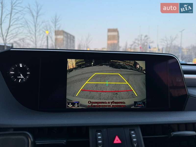 Седан Lexus ES 2020 в Киеве фото 22 Седан Lexus ES 2020 в Киеве