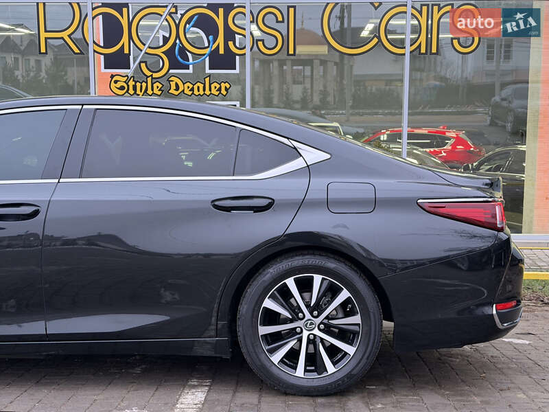 Седан Lexus ES 2020 в Одессе фото 12 Седан Lexus ES 2020 в Одессе
