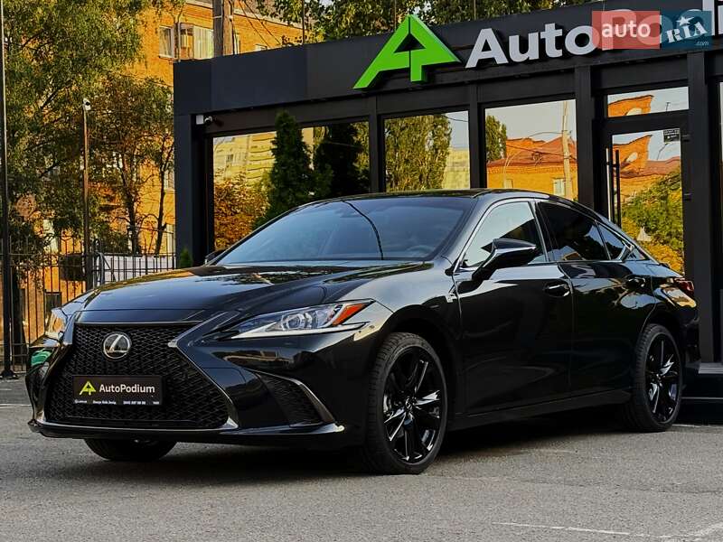 Седан Lexus ES 2023 в Киеве