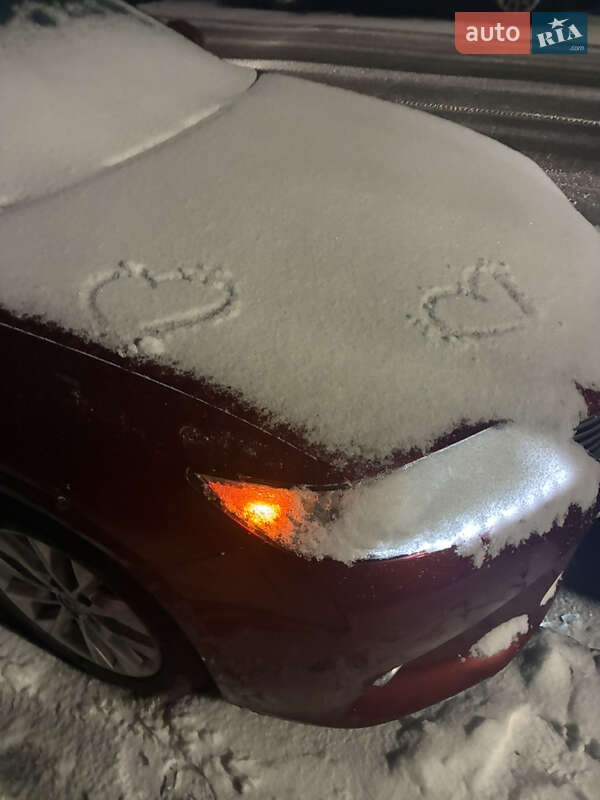 Седан Lexus ES 2014 в Киеве фото 36 Седан Lexus ES 2014 в Киеве