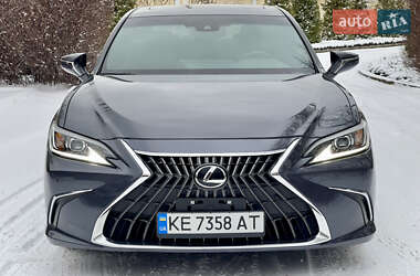 Седан Lexus ES 2022 в Каменском