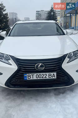Седан Lexus ES 2015 в Белой Церкви