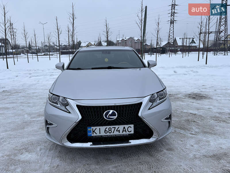 Седан Lexus ES 2014 в Киеве фото 3 Седан Lexus ES 2014 в Киеве