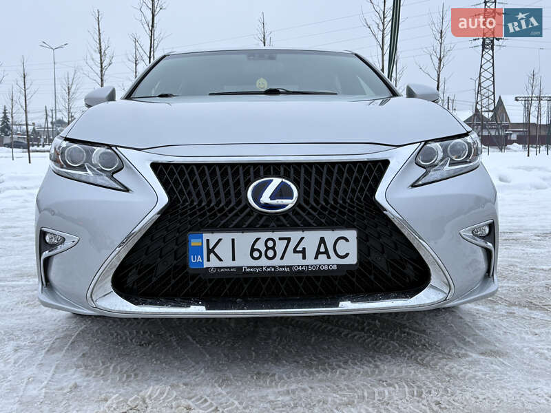 Седан Lexus ES 2014 в Киеве фото 10 Седан Lexus ES 2014 в Киеве