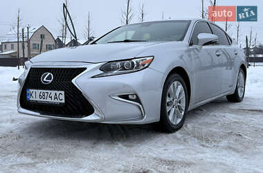 Седан Lexus ES 2014 в Киеве