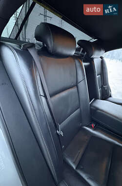 Седан Lexus ES 2014 в Киеве