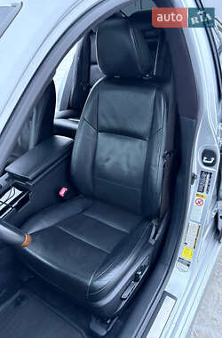 Седан Lexus ES 2014 в Киеве