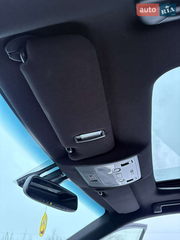 Седан Lexus ES 2014 в Киеве фото 60 Седан Lexus ES 2014 в Киеве