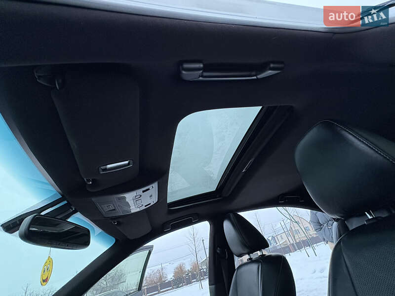 Седан Lexus ES 2014 в Киеве фото 43 Седан Lexus ES 2014 в Киеве