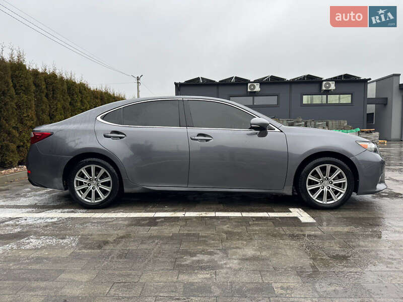 Седан Lexus ES 2013 в Владимире фото 4 Седан Lexus ES 2013 в Владимире