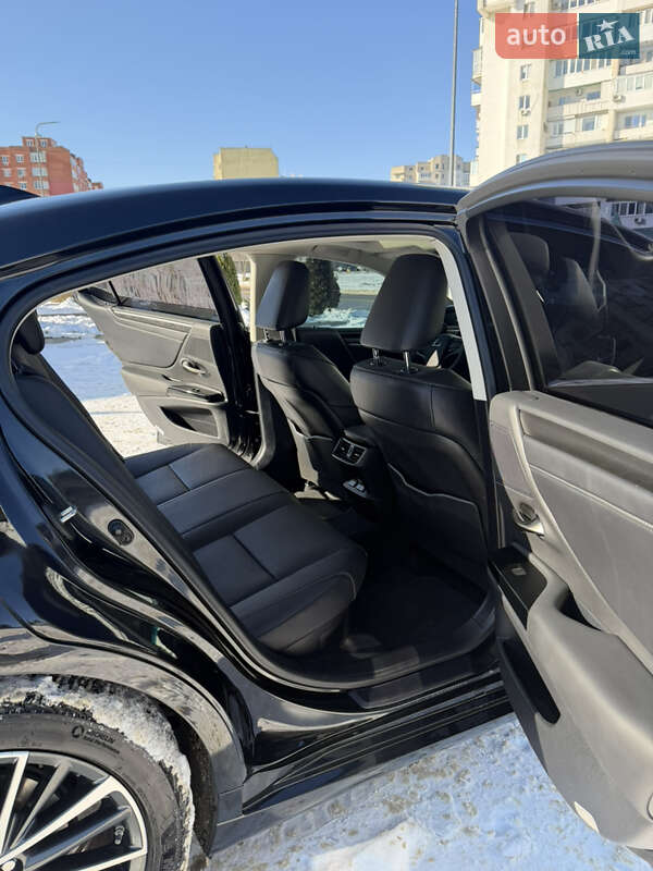 Седан Lexus ES 2024 в Одессе