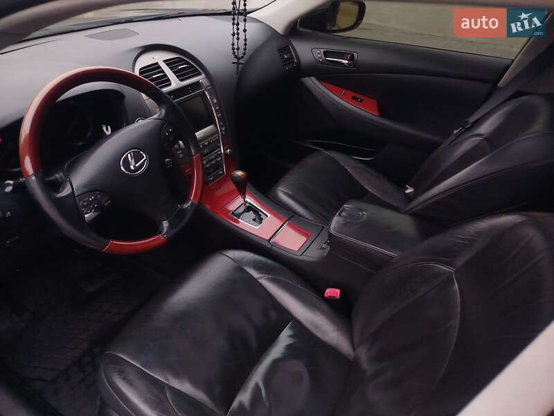 Седан Lexus ES 2008 в Кременчуге