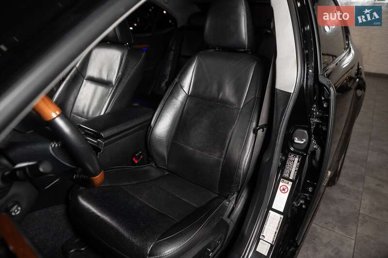 Седан Lexus ES 2015 в Одесі