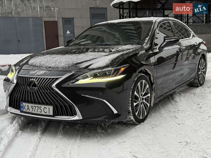 Седан Lexus ES 2018 в Києві фото 3 Седан Lexus ES 2018 в Києві