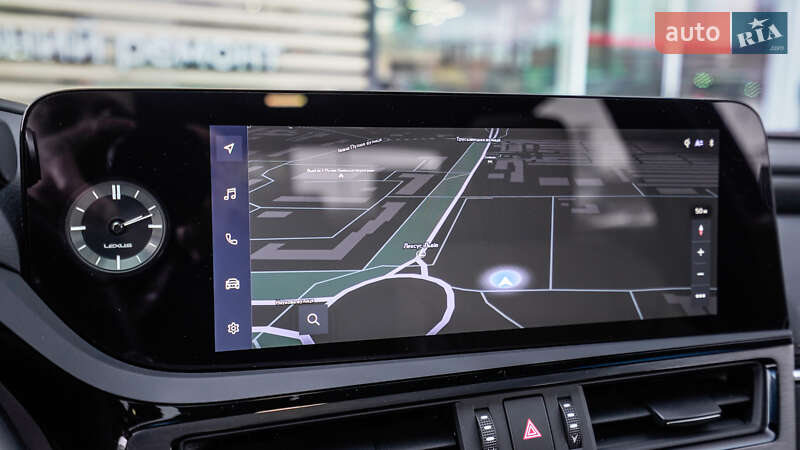 Седан Lexus ES 2024 в Львові
