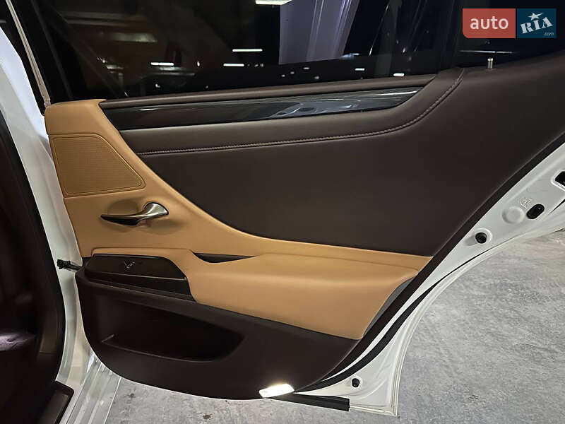 Седан Lexus ES 2021 в Дніпрі