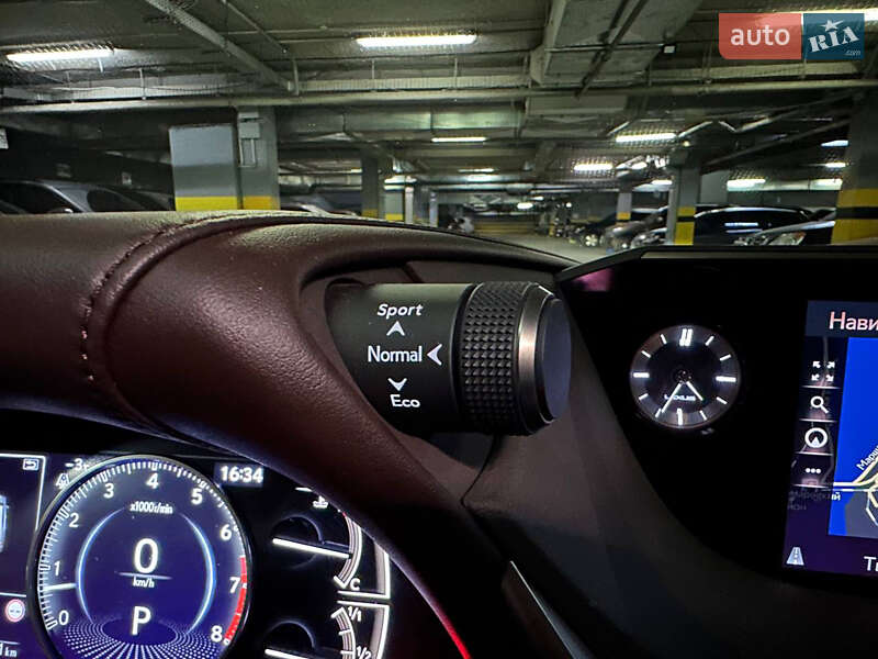Седан Lexus ES 2021 в Дніпрі
