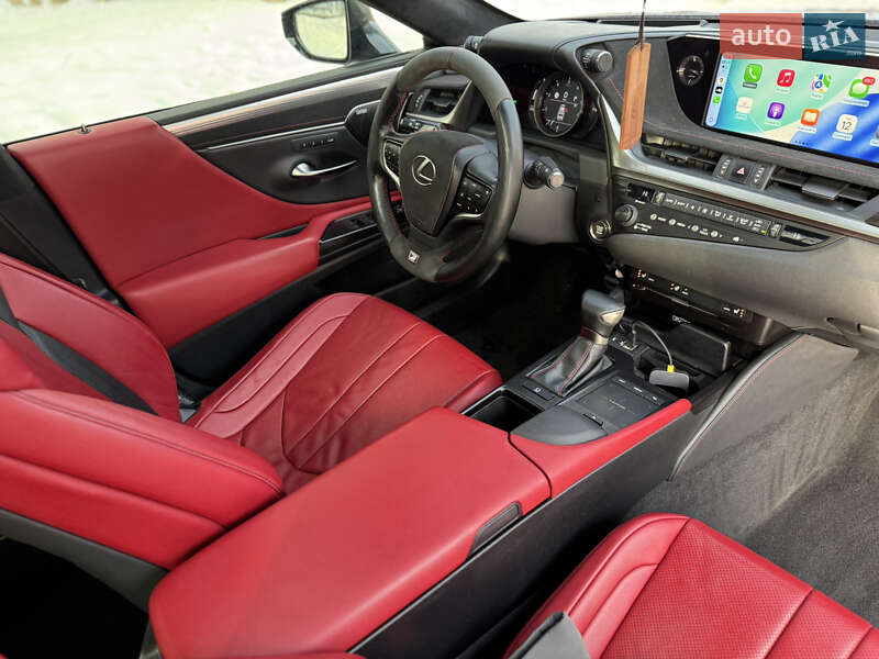 Седан Lexus ES 2019 в Вінниці