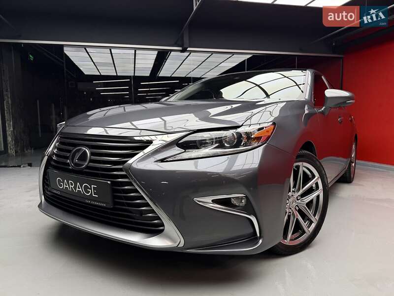 Седан Lexus ES 2018 в Києві