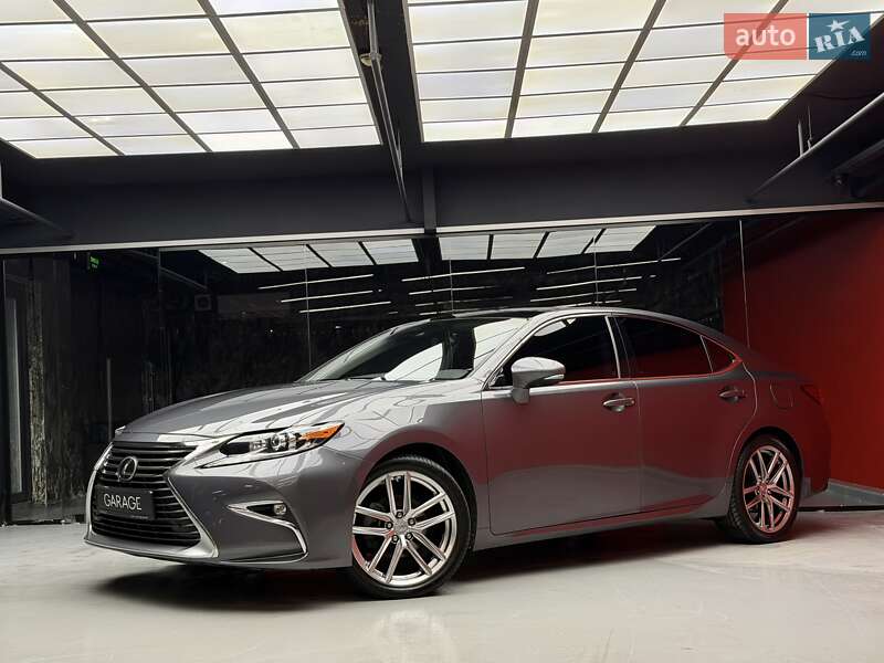 Седан Lexus ES 2018 в Києві