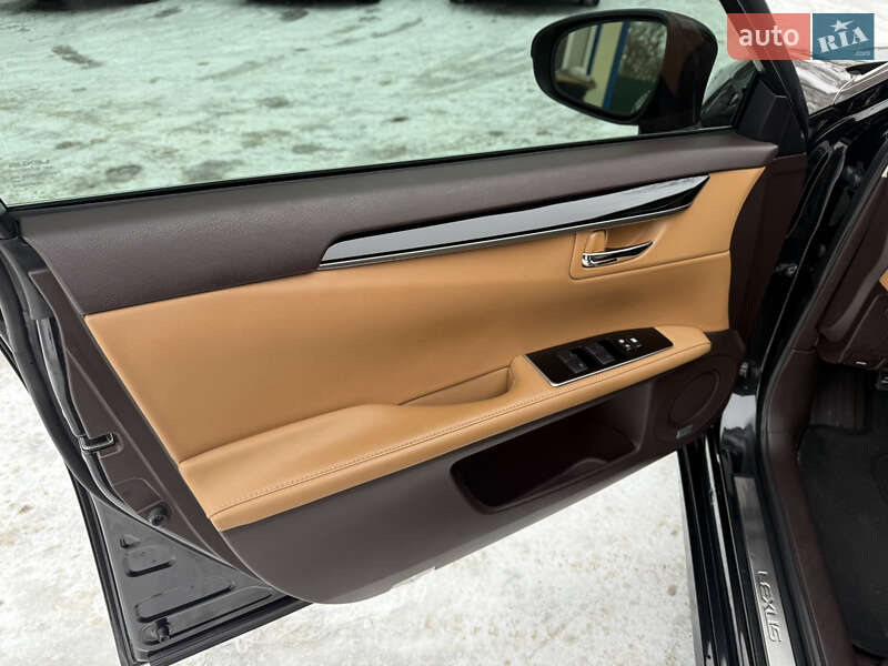Седан Lexus ES 2018 в Бершаді фото 12 Седан Lexus ES 2018 в Бершаді