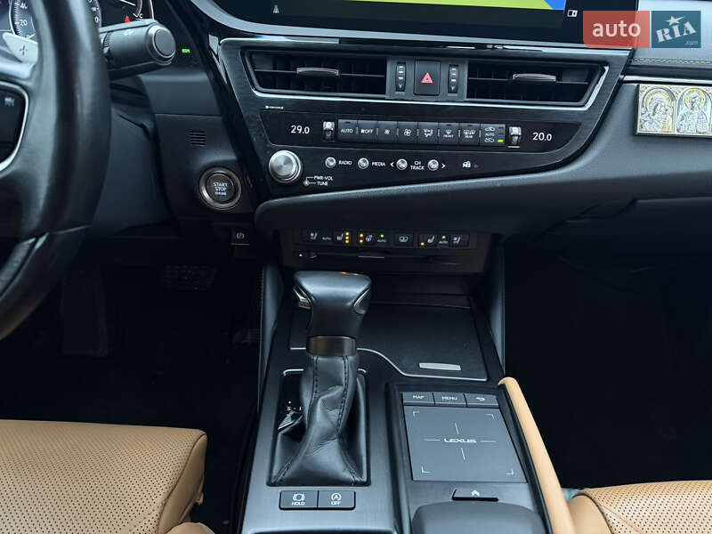 Седан Lexus ES 2021 в Києві