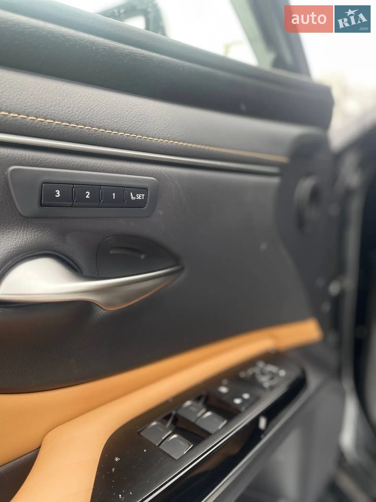 2021 Lexus ES - мініатюра 9