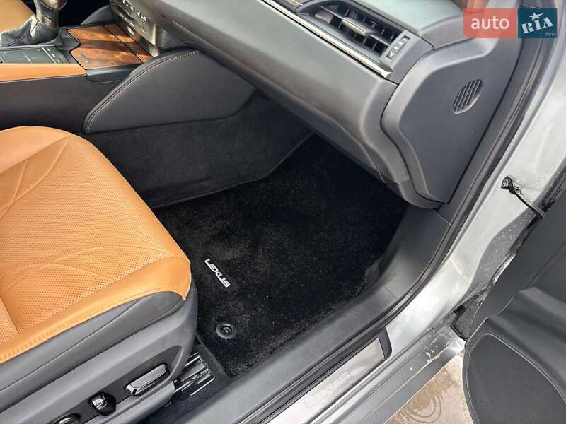 Седан Lexus ES 2022 в Тернополе фото 11 Седан Lexus ES 2022 в Тернополе