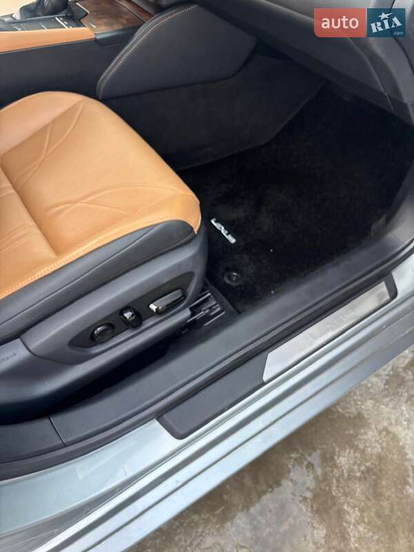 Седан Lexus ES 2022 в Тернополе фото 38 Седан Lexus ES 2022 в Тернополе