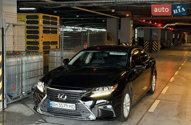 Седан Lexus ES 2015 в Киеве