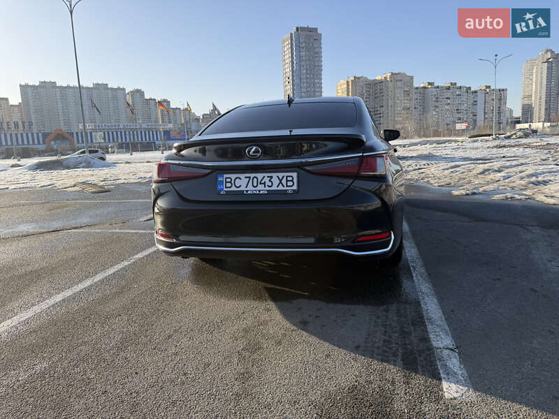 Седан Lexus ES 2023 в Киеве фото 8 Седан Lexus ES 2023 в Киеве