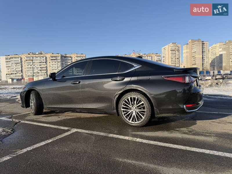 Седан Lexus ES 2023 в Киеве фото 9 Седан Lexus ES 2023 в Киеве
