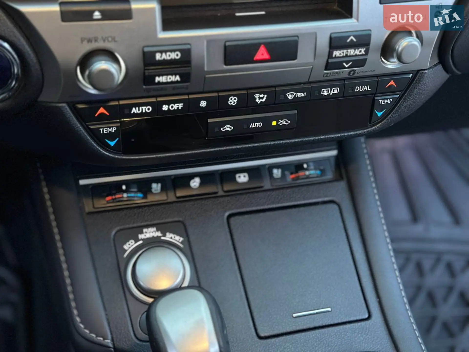 2016 Lexus ES - мініатюра 30