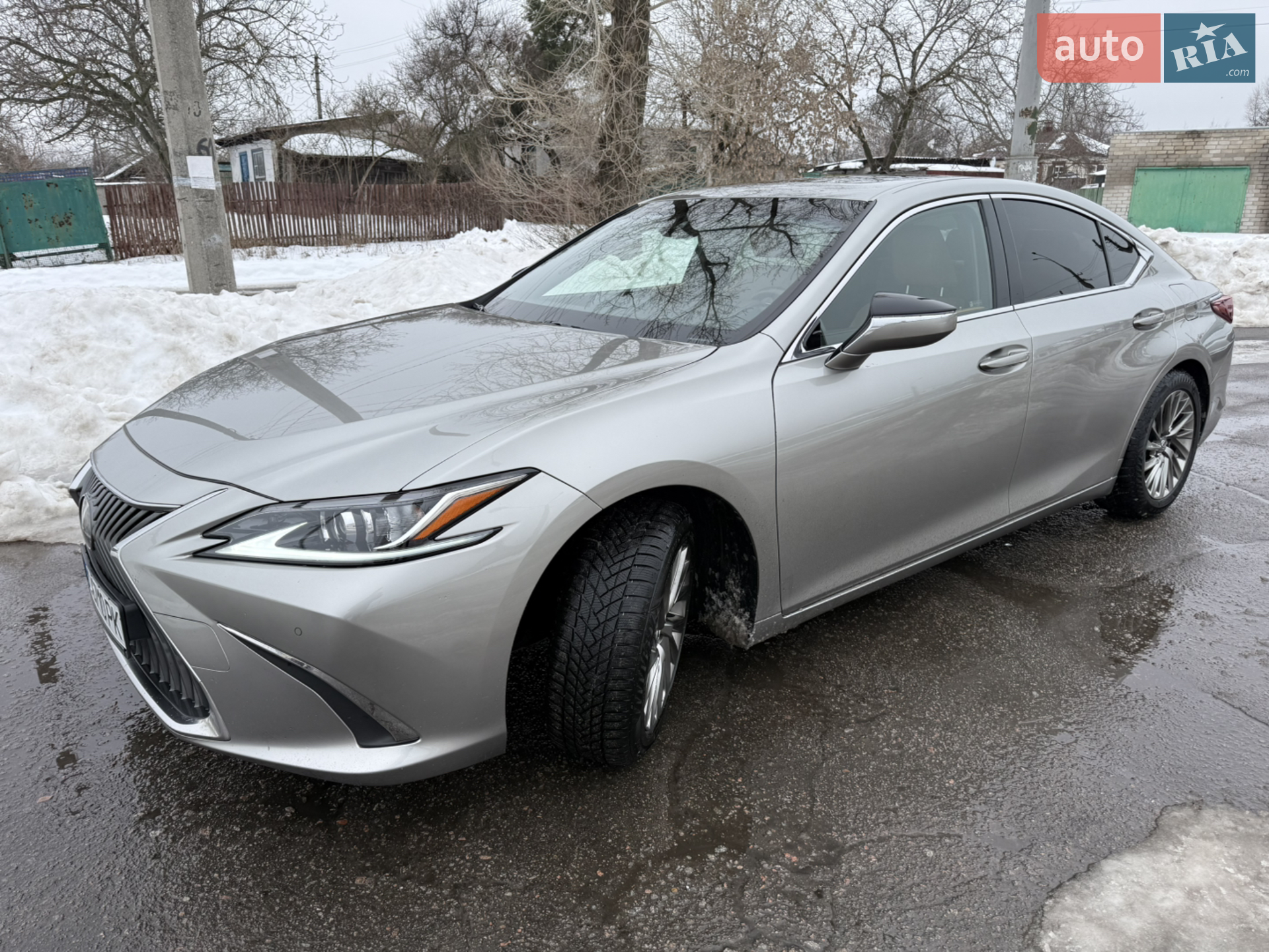 2020 Lexus ES - фото 1