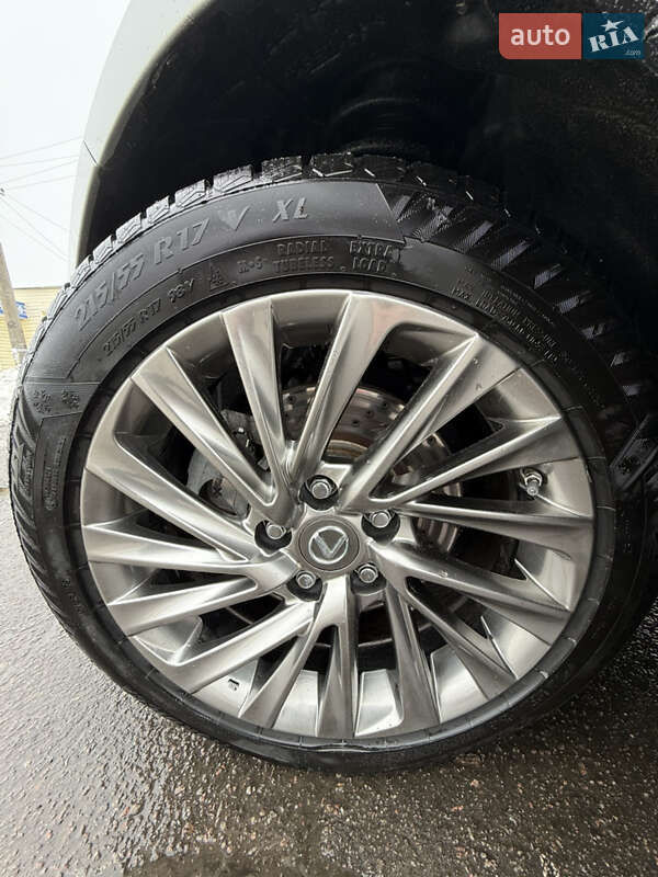 Седан Lexus ES 2020 в Кременчуге фото 12 Седан Lexus ES 2020 в Кременчуге