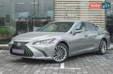 Седан Lexus ES 2022 в Львове