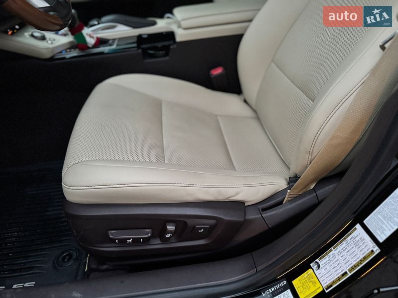 Седан Lexus ES 2015 в Одессе