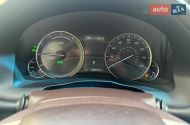 Седан Lexus ES 2015 в Полтаве