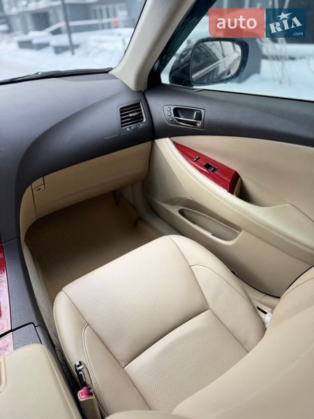 Седан Lexus ES 2006 в Чернігові