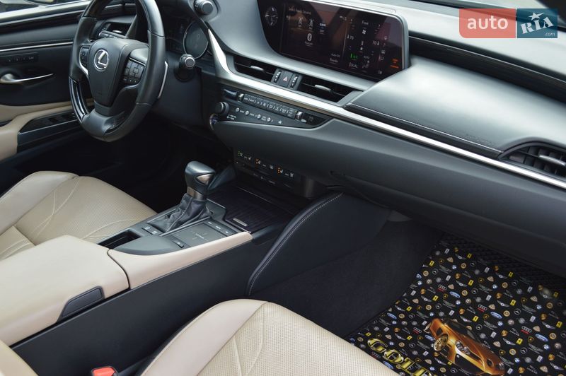 Седан Lexus ES 2019 в Одессе