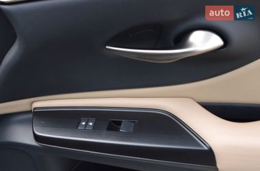 Седан Lexus ES 2019 в Одессе