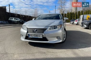 Седан Lexus ES 2014 в Киеве
